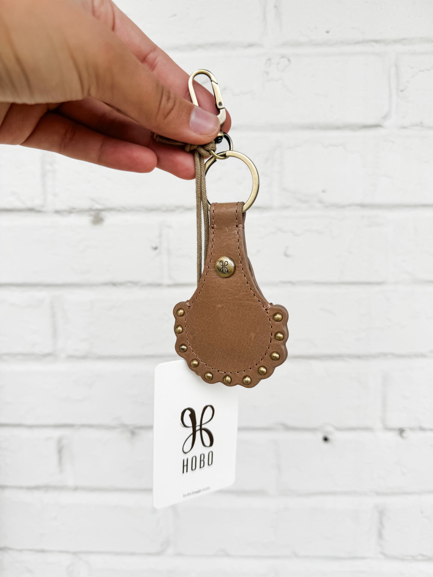 Scalloped Key Fob Cashmere