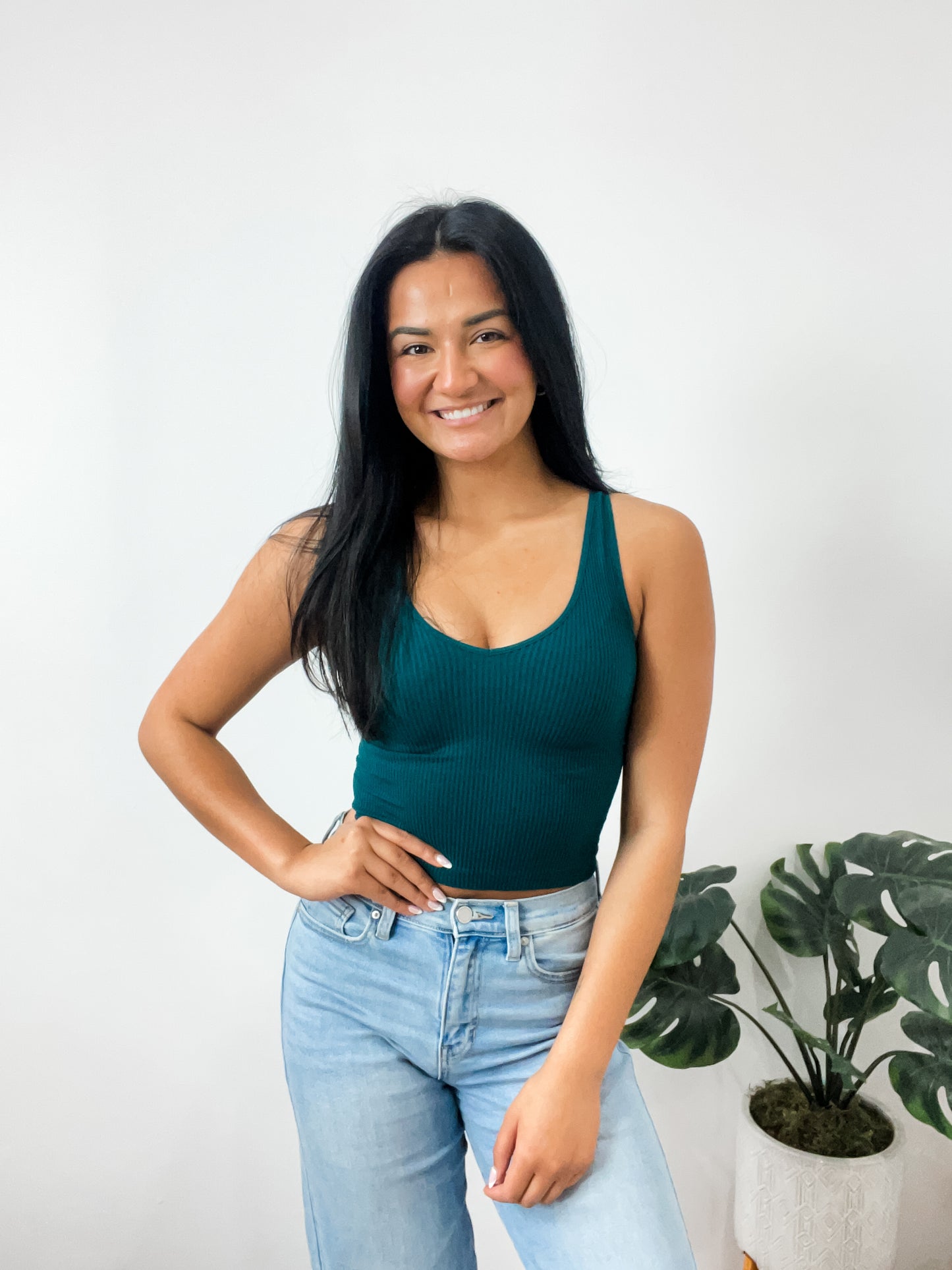 Vallory V Neck Ribbed Crop Deep Teal