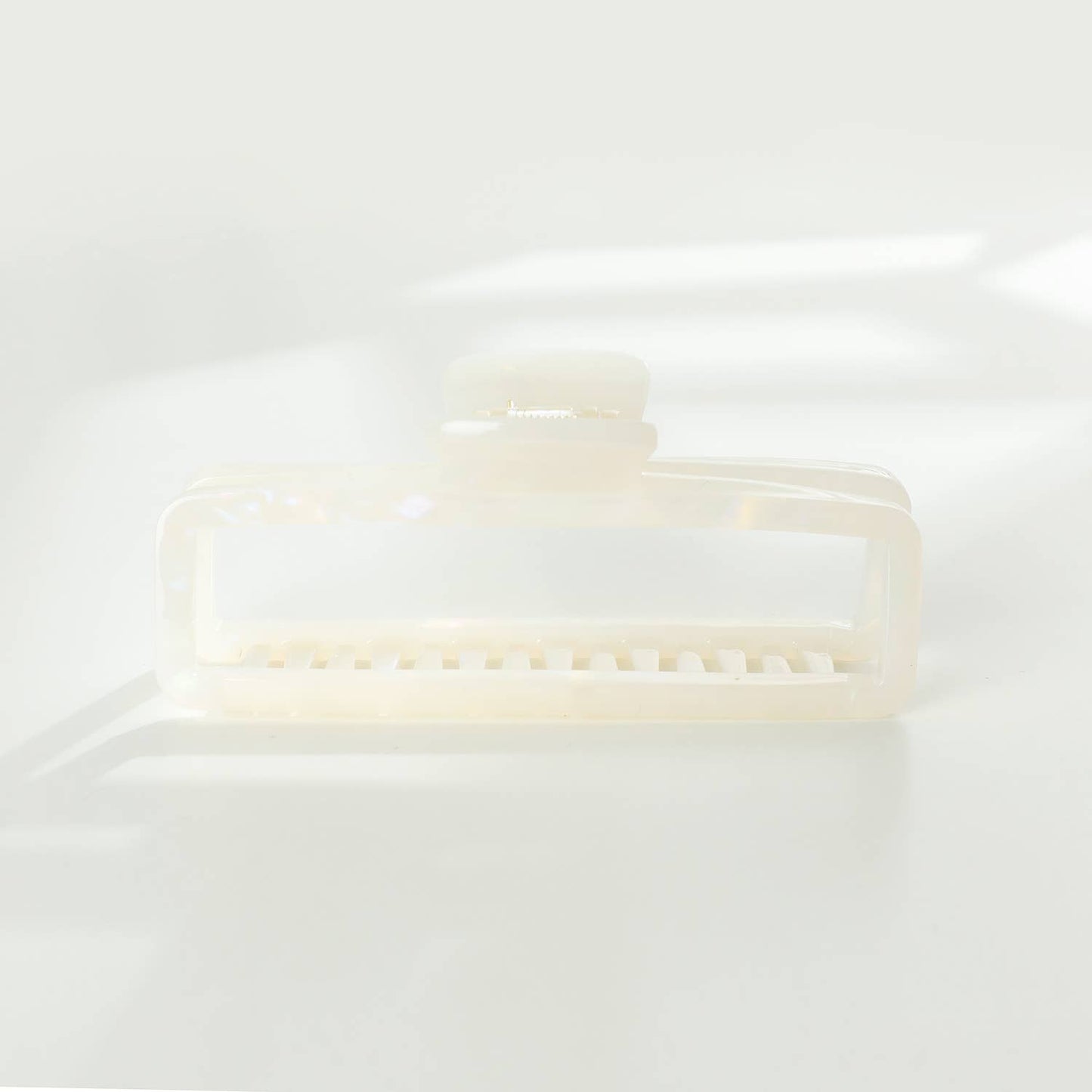 Sienna Classic Large Hollow Rectangle Claw Clip