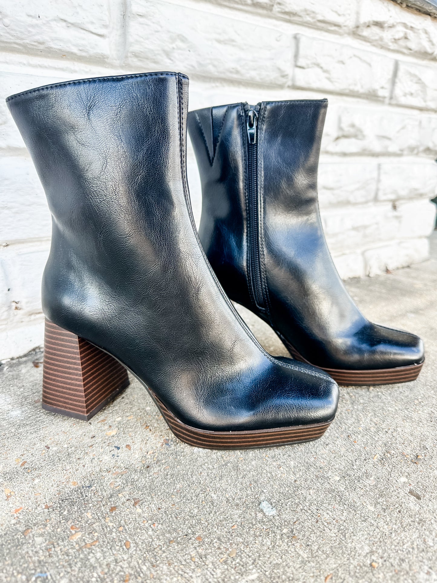 Duke Black Boot