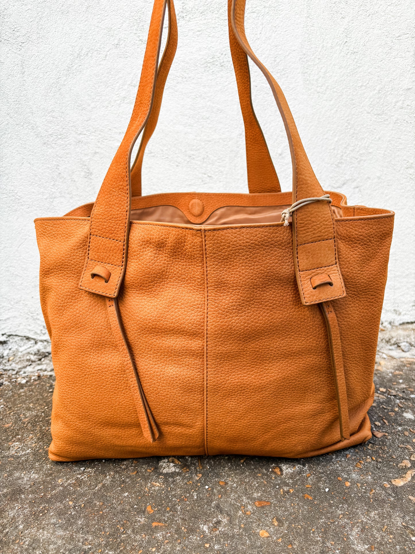 Bonita Tote in Marmalade Nubuck