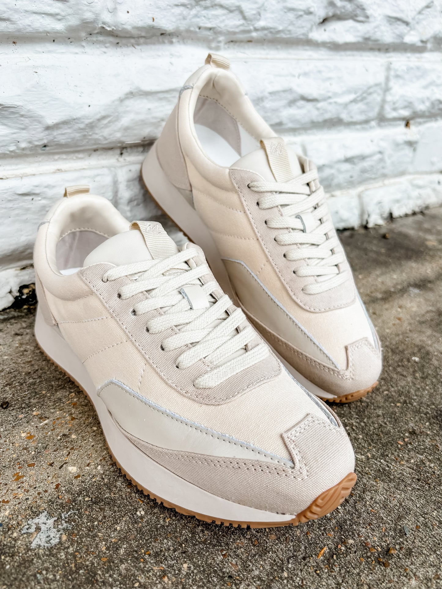 Philly Cream Sneakers