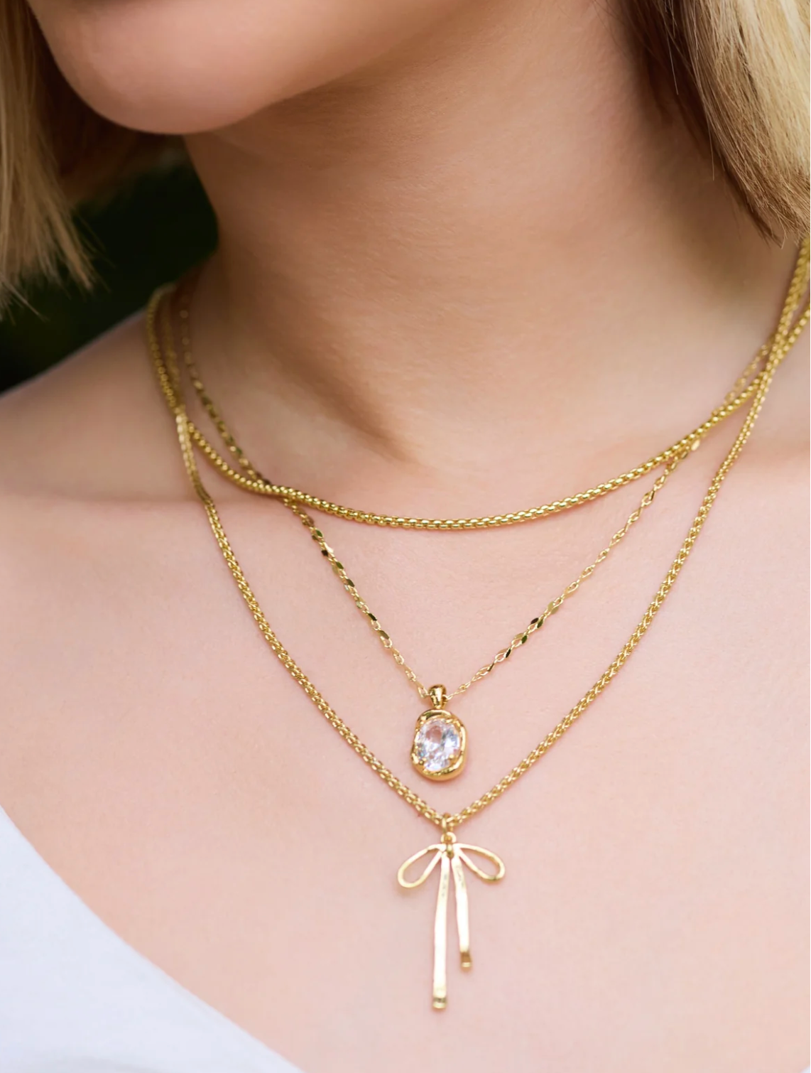 Birdie Necklace