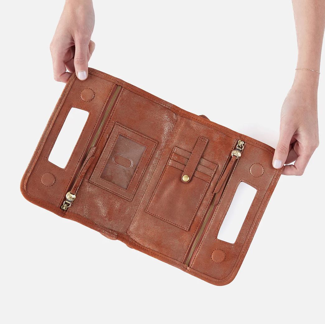 Ace Clutch Patina